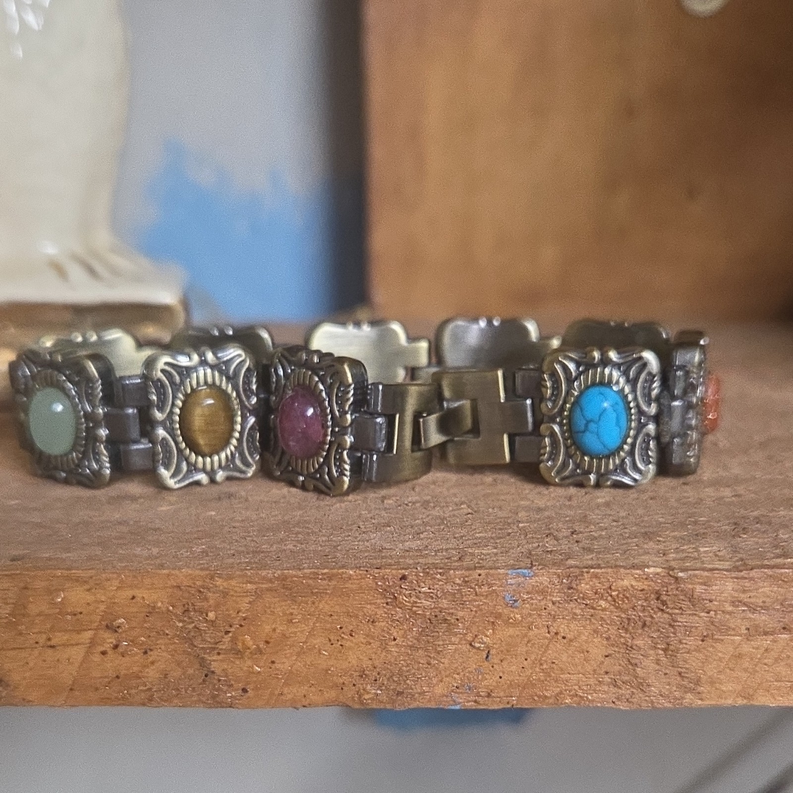 Silver Tone Metal Link Bracelet Multicolor Oval Bezel Stones Fold-Over Clasp