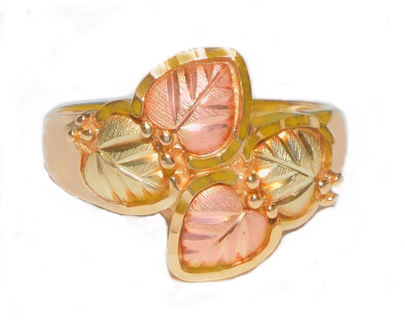 Black Hills Gold 10k Coleman Four Leaves Wide Band Leaves Ring Size 7 1/2