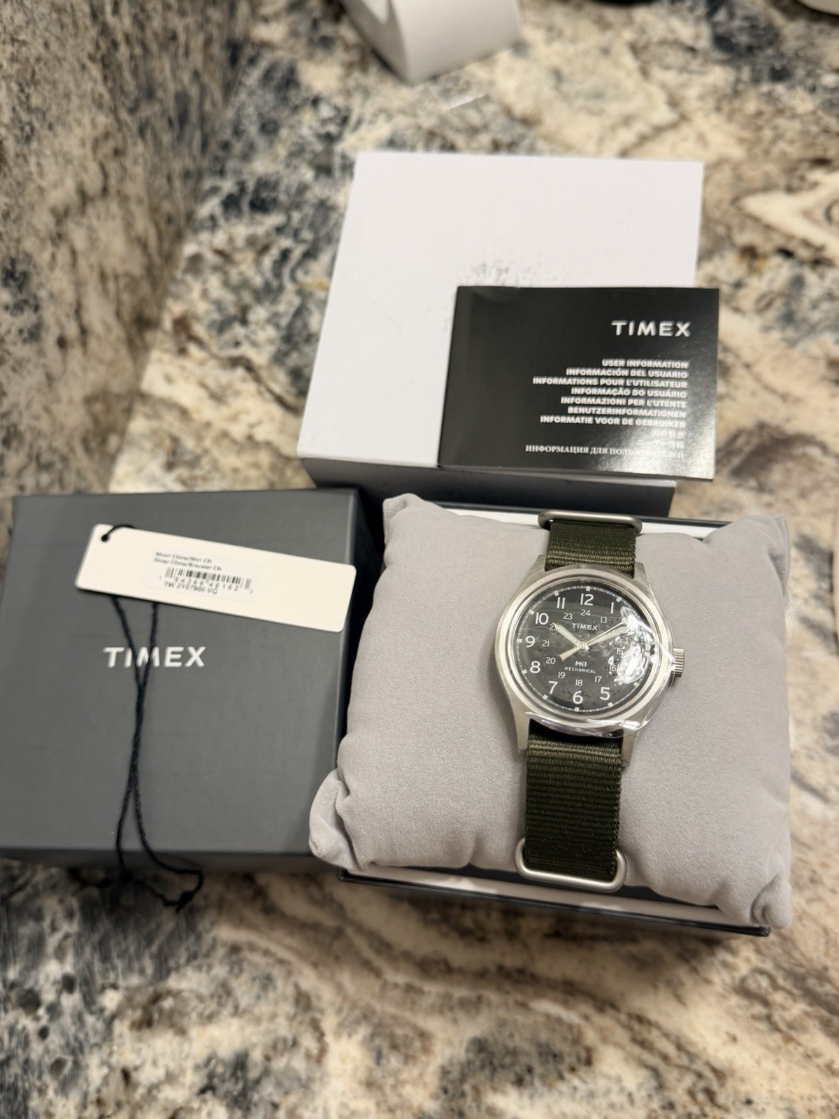 Timex MK1 Mechanical 36mm Men’s Watch Near Mint Condition Wristwatch