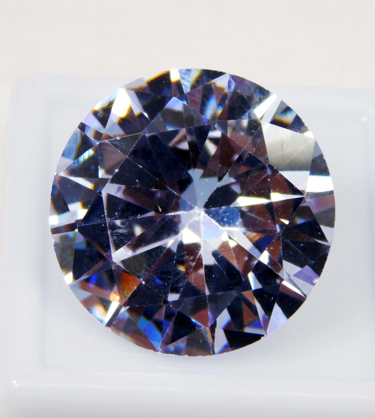 Natural 32.45 Ct Cambodian White Zircon Round Cut Loose Gemstone