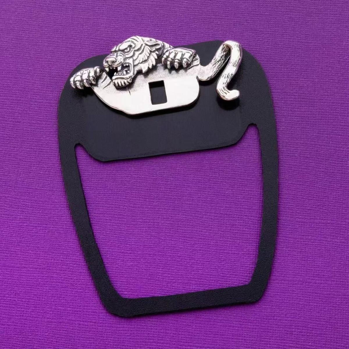 Men Suit Collar Pin Brooch Trendy Personality Pin Animal Tiger Octopus Jewelry