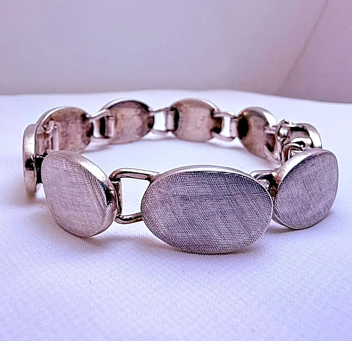 Vintage Belgiorno 900 Silver Modernist Oval Link Bracelet 1970s Argentina 7.25in
