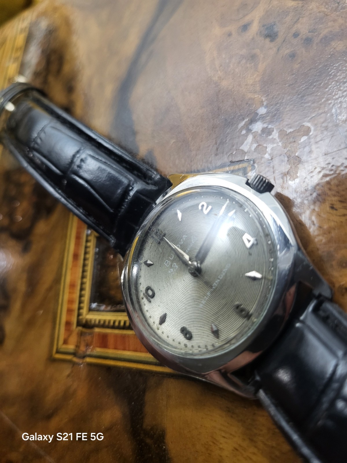 Bulova 23 Jewel Self Winding Vintage Men’s Watch Silver Dial Black Leather