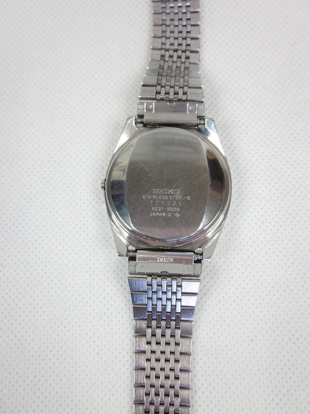 SEIKO ALARM A021 5000 VINTAGE ALARM CLOCK DIGITAL LCD WRISTWATCH FOR MEN