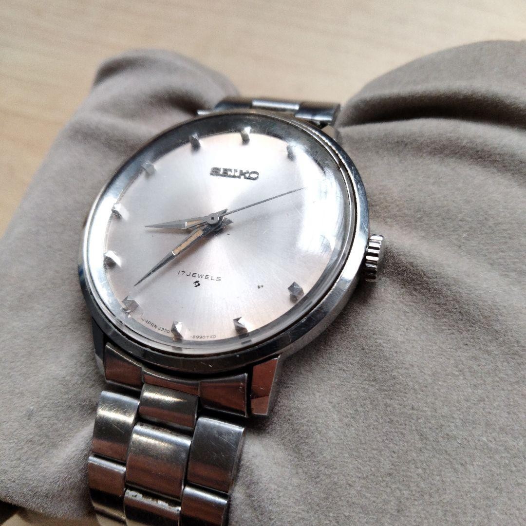 11-61 SEIKO DAINI SEIKOSHA Hand-wound wristwatch