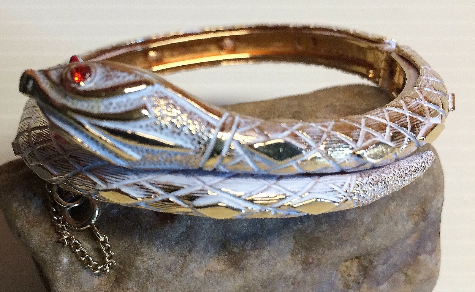 ~Scarce!~ART~Vintage~SNAKE Cuff BRACELET~Safety Chain~GOLD, WHITE & RED Enamel~