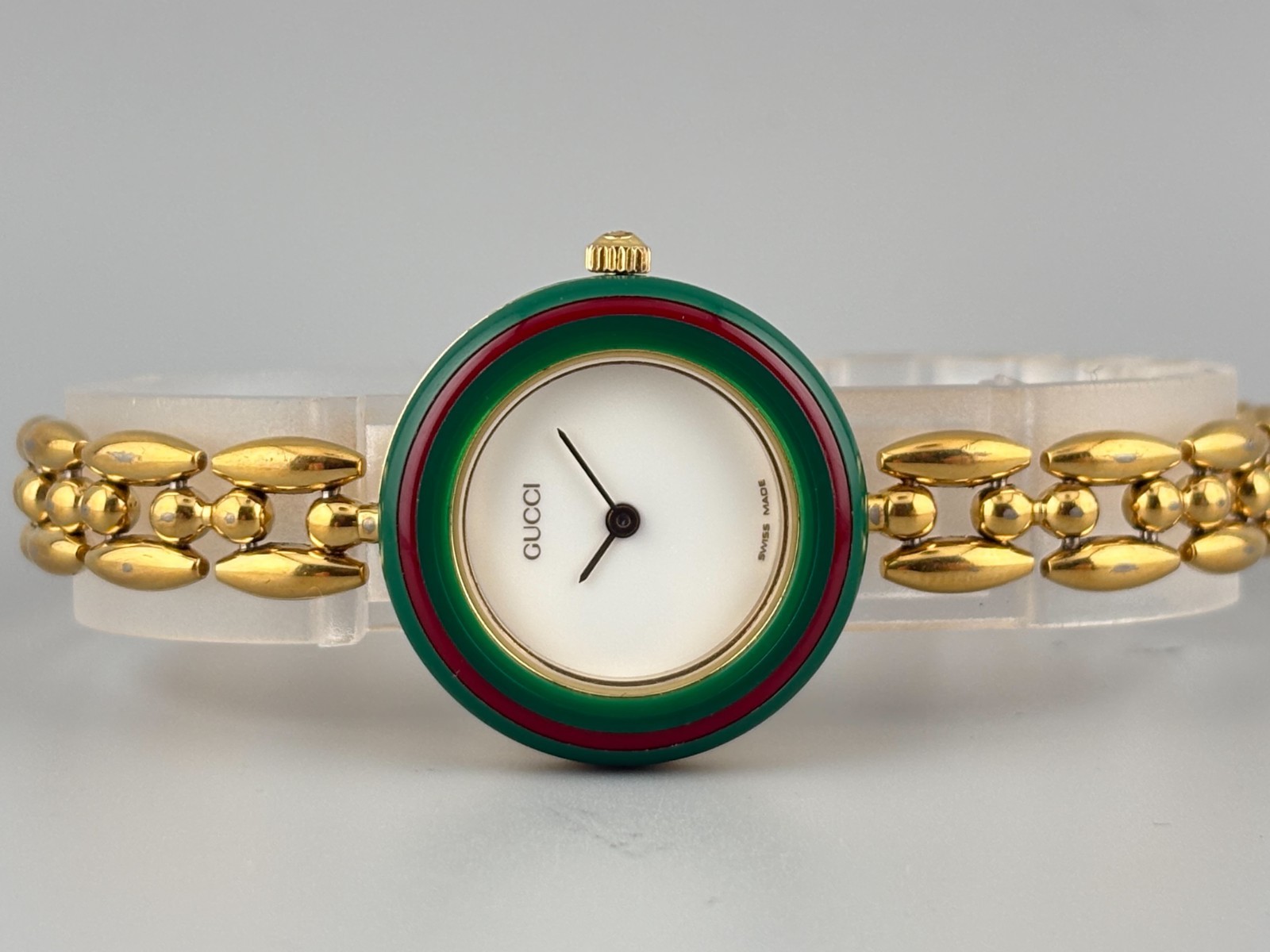 [Very Good+5] Gucci Change Bezel 1200 Gold Serry Line Watch Auth