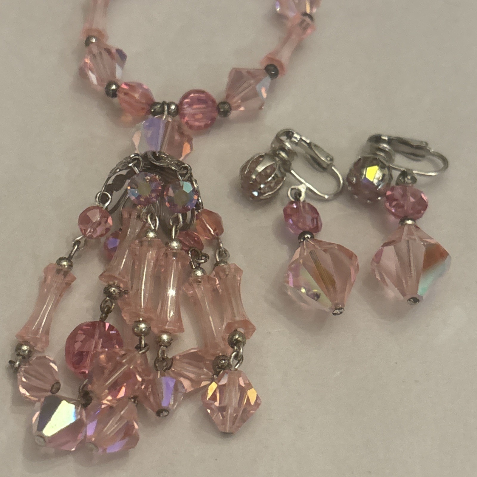 VTG Pink AB light refracting chandelier Necklace w matching Earrings Set