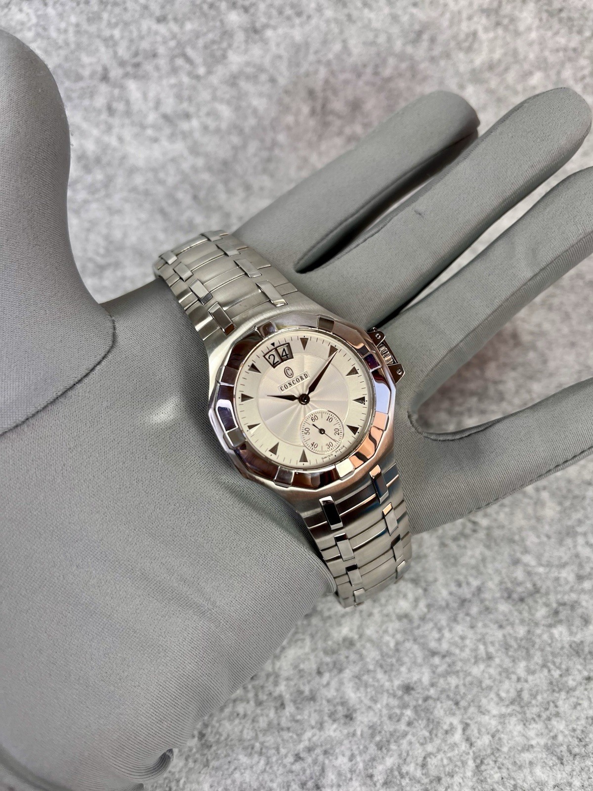 Concord Saratoga Big Date 38mm Automatic Watch Stainless Steel ETA Movement Box