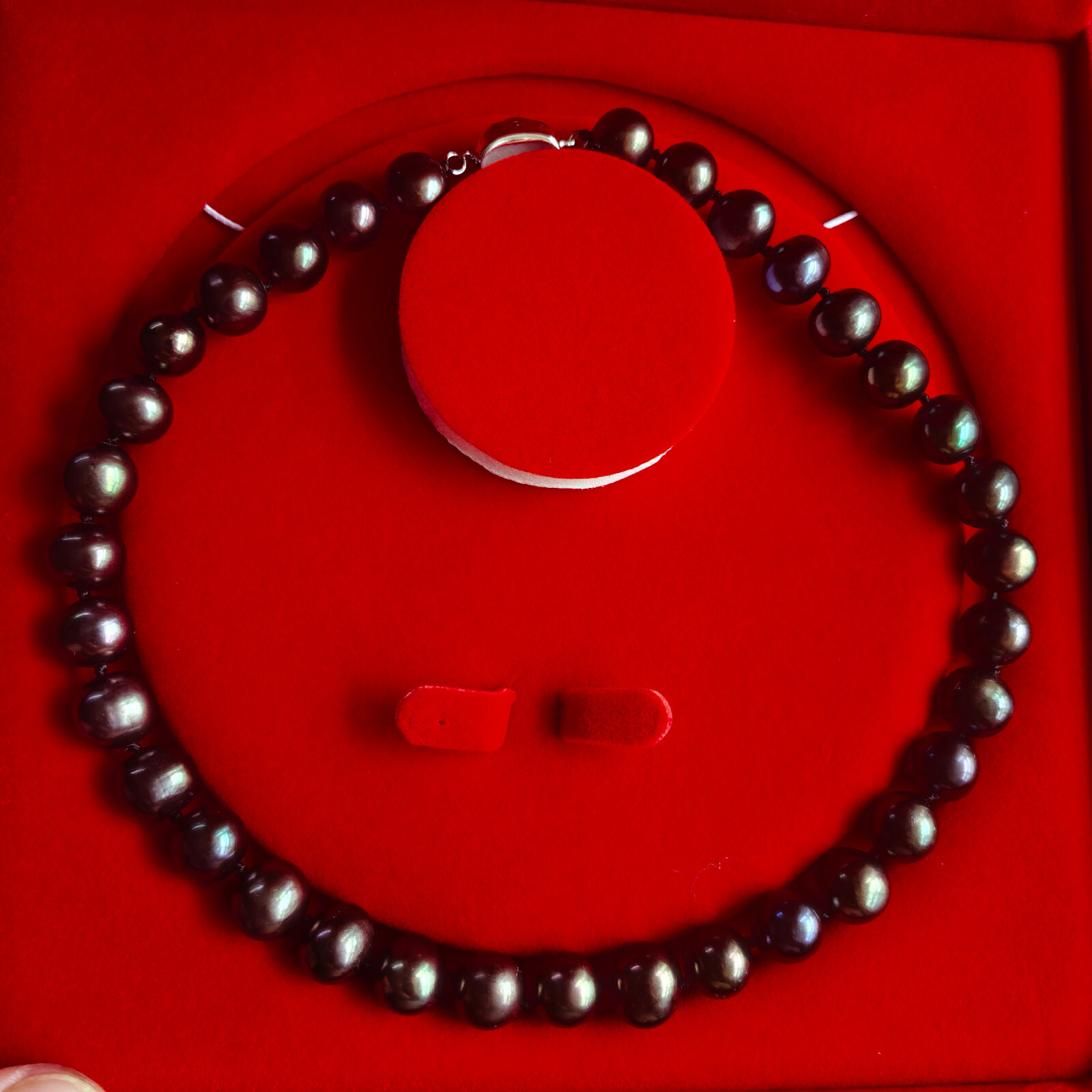 AAAA 10-11mm Natural Tahitian Black round Pearl Necklace 925s 18in-36 box