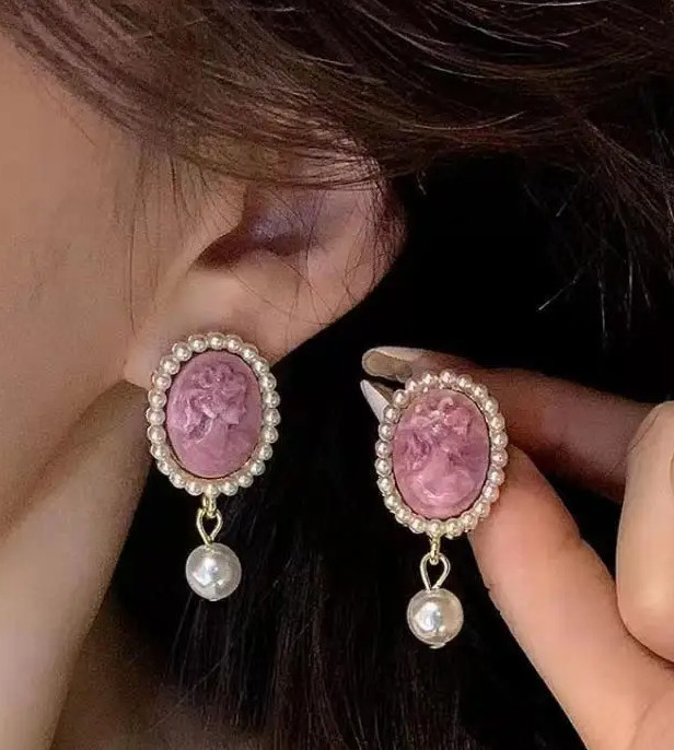 Lady Cameo Vintage Style Pink Pearl White Gold-Plated Dangle Earring ER1487