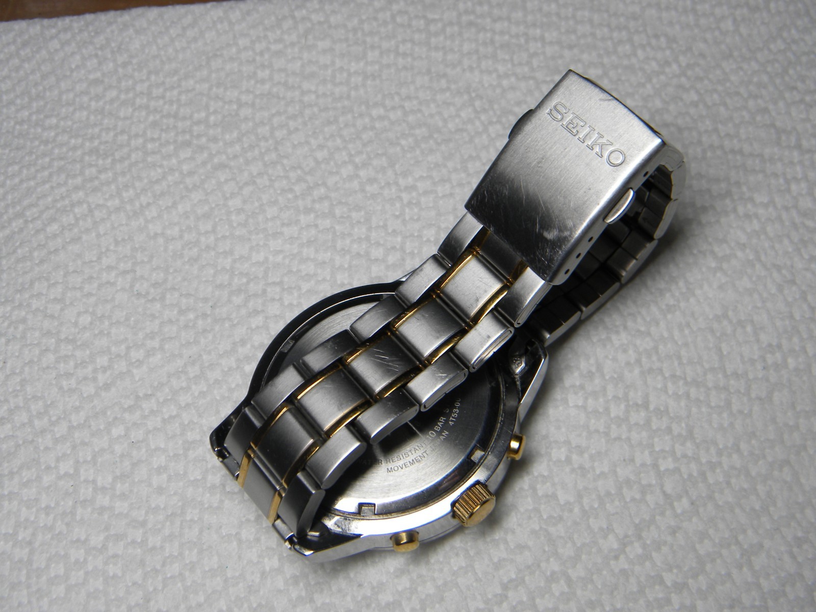 Seiko Chronograph 100M 4T53-00C0 with White Dial Very Short Band is Running