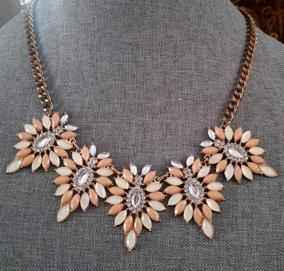 Vintage Peach & Cream color Rhinestone Statement Bib Necklace. 25.5″ adjustable