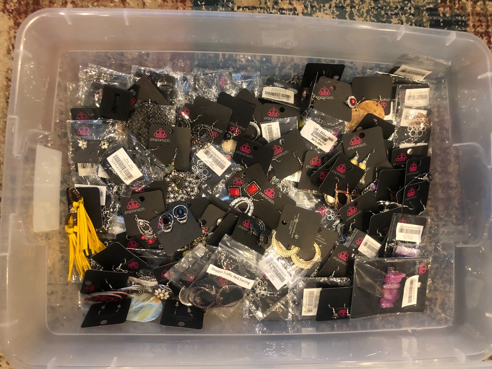 Paparazzi Jewelry – Lot of 100 – $90 (SEE DETAILS BELOW)