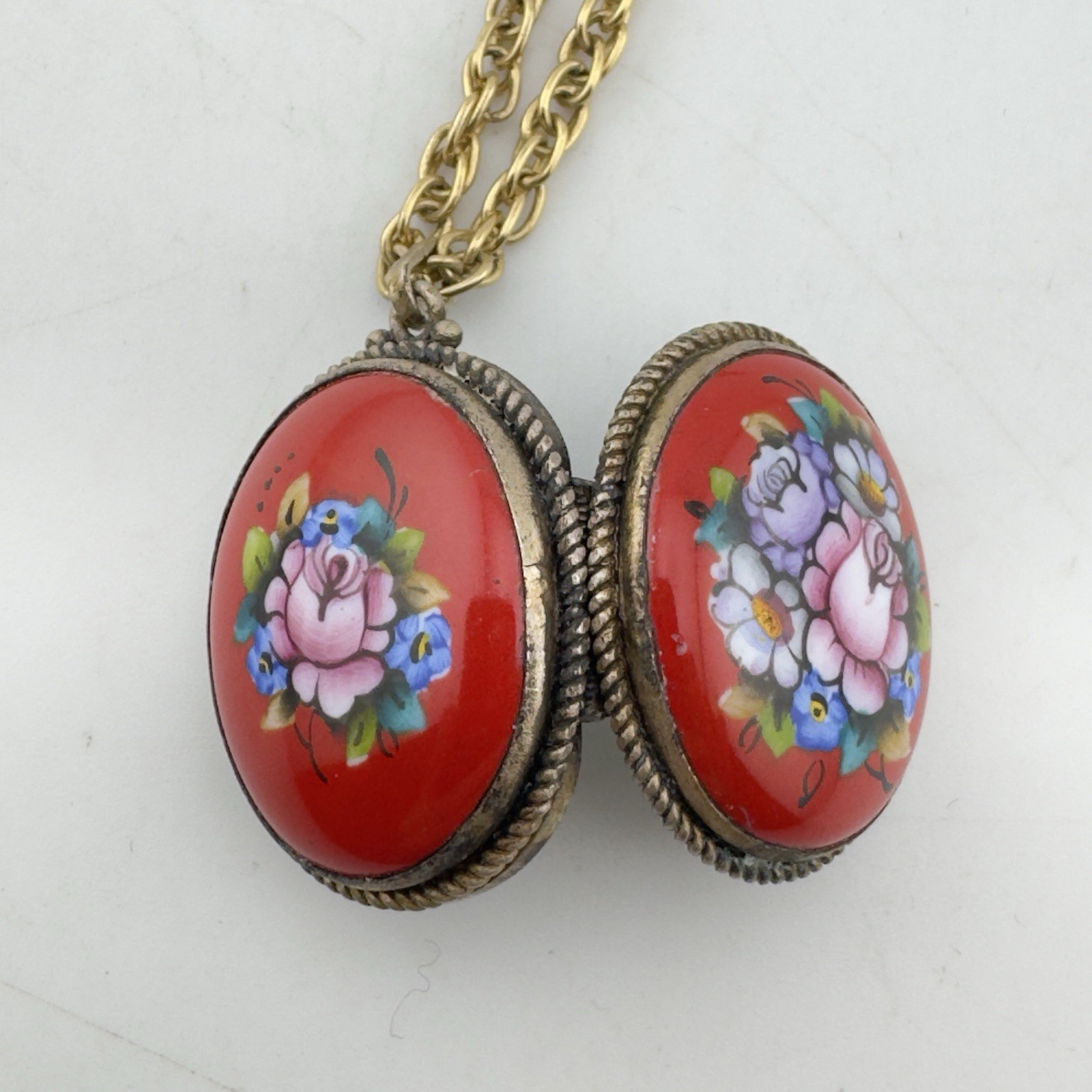 Vtg Enamel Spell Locket Compact Pendant Necklace Red Floral Oval Double Sided