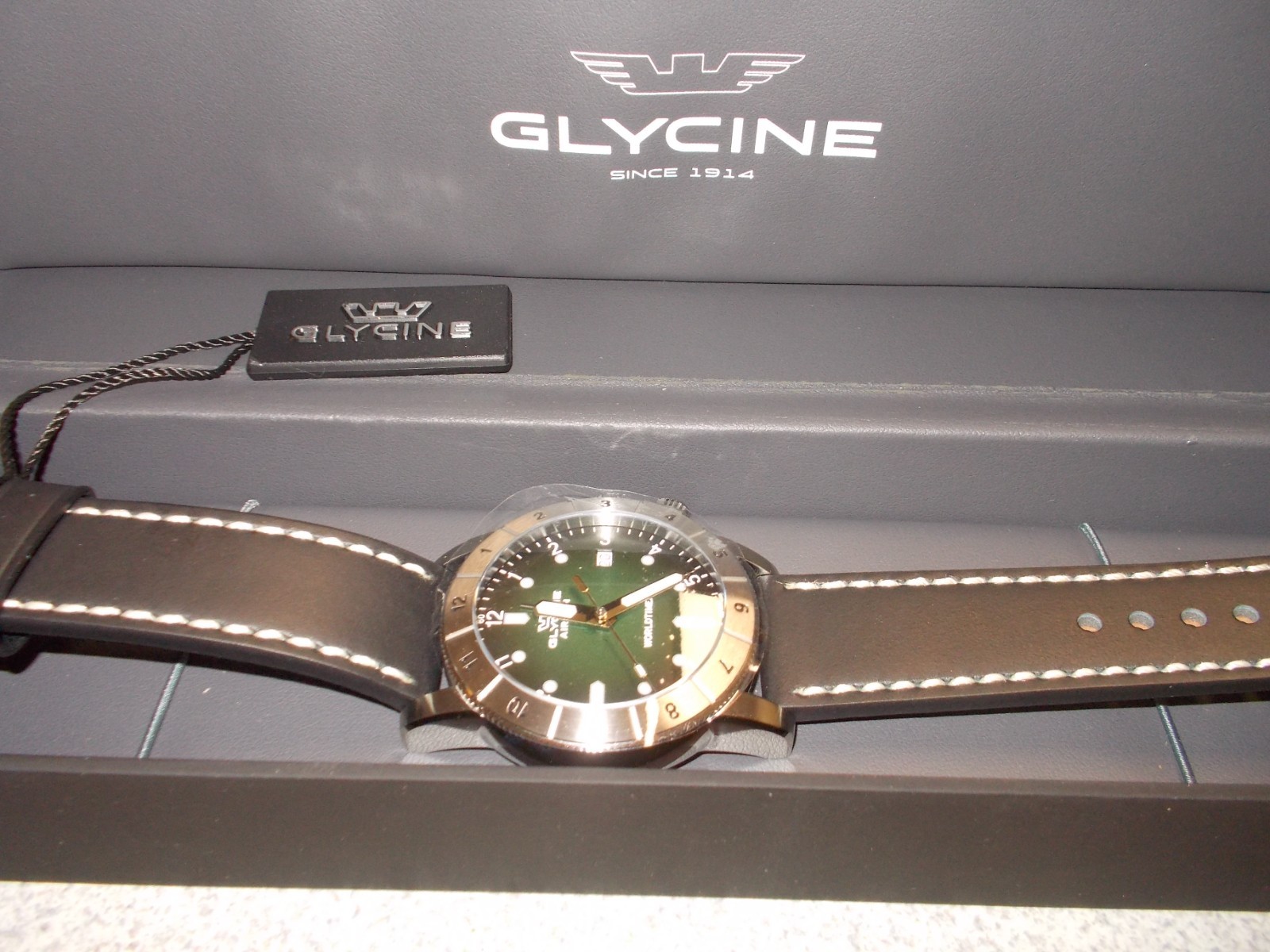 Glycine Airman Contemporary Worldtimer Quartz Green Dial Men’s Watch