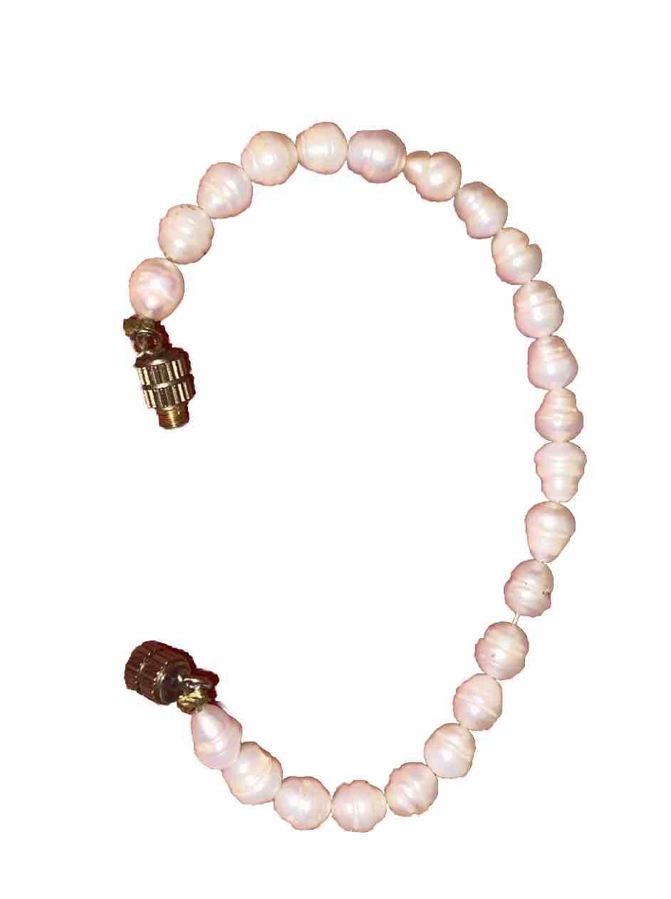 Real White pearl bracelet Approx 6in