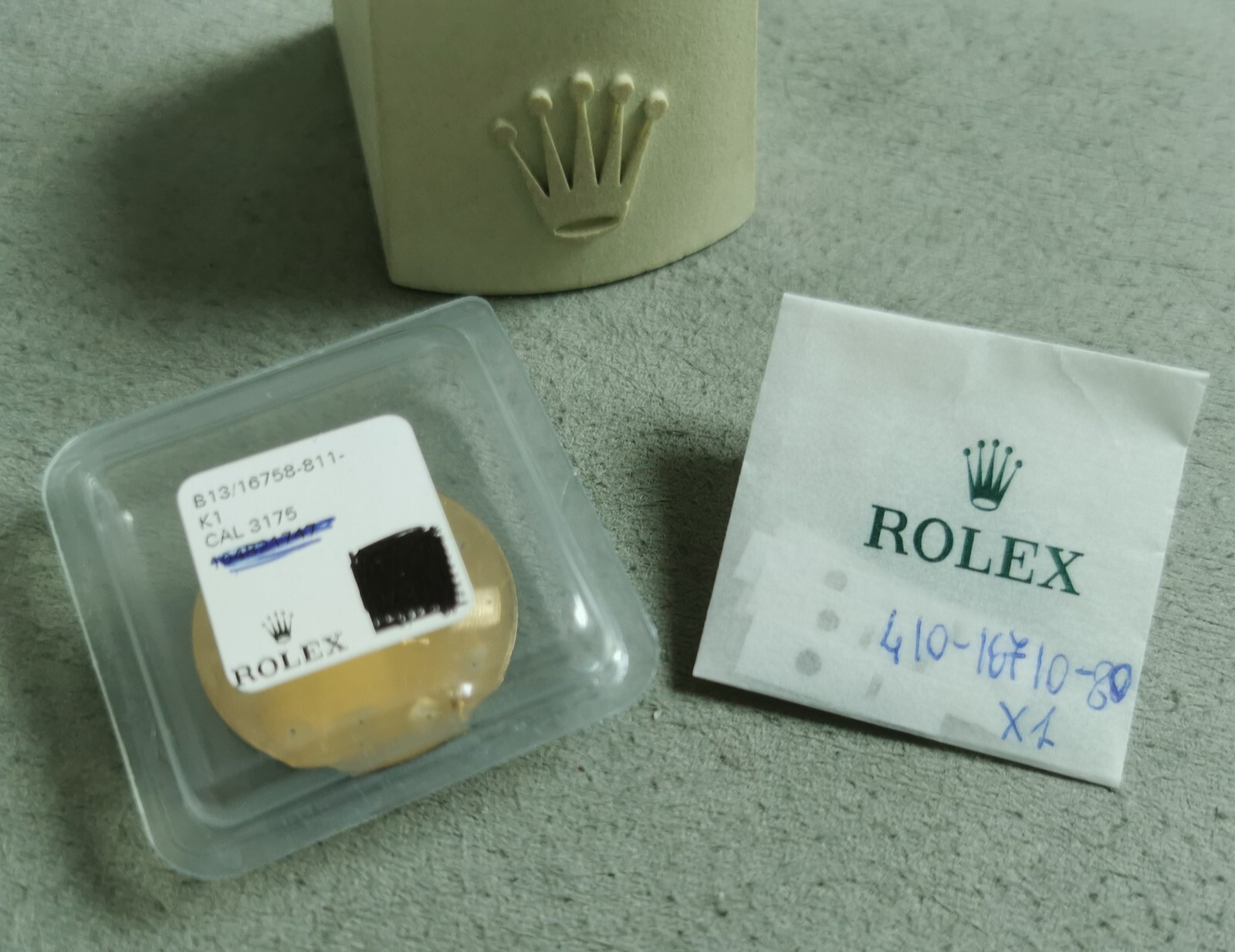 Rolex B13/16758-811-K1 Black dial Gmt Master 16700 complete hands set new