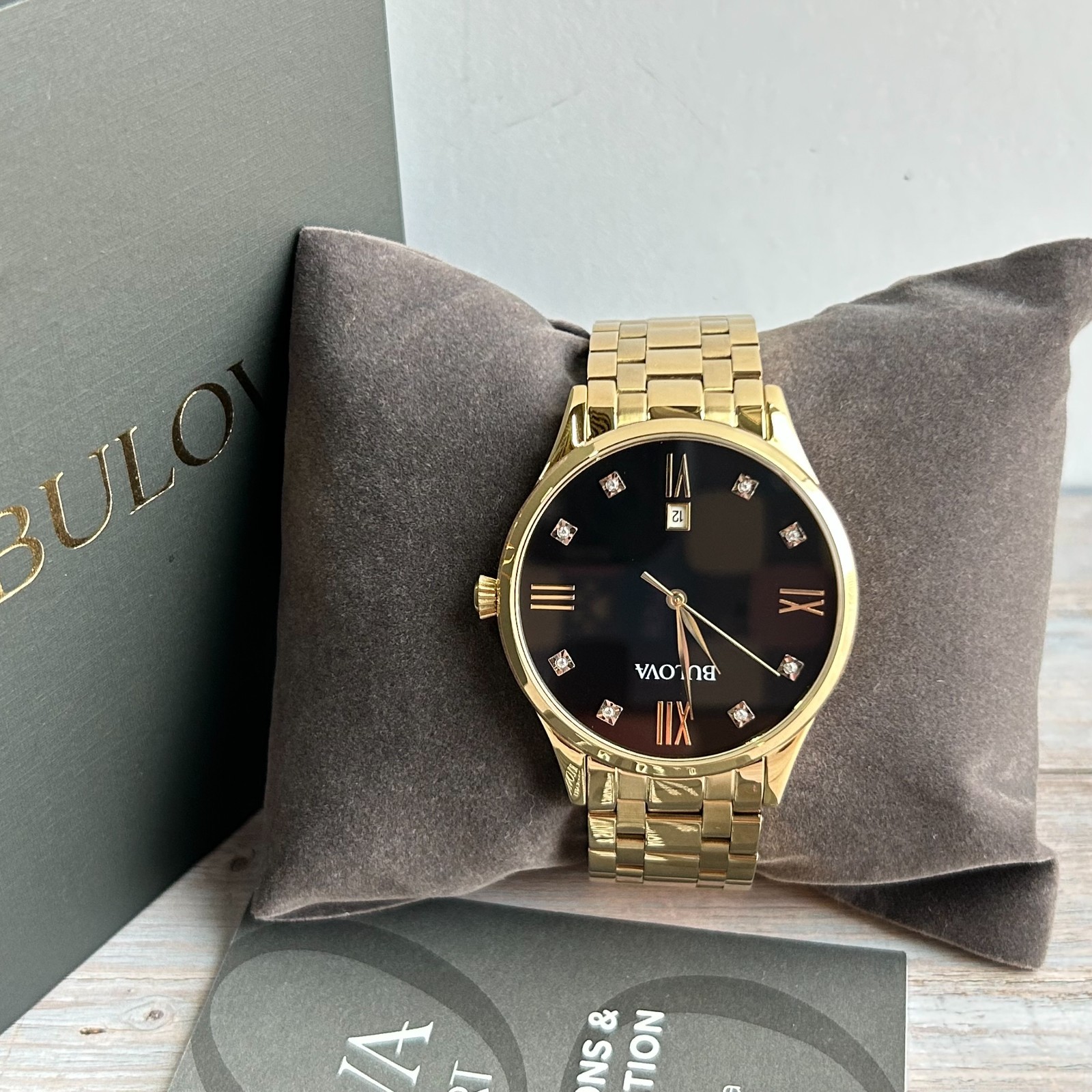 Bulova 97D108 Classic Diamond Black Dial Gold-Tone Men’s Quartz Watch 40mm New