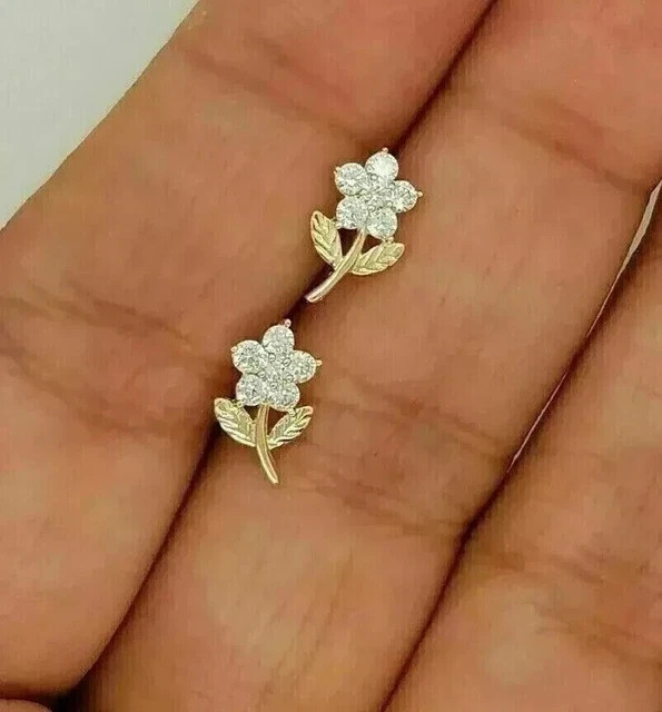 Lab Grown Diamond 14K Yellow Gold Plated Stunning 1ct Flower Stud Earring Silver