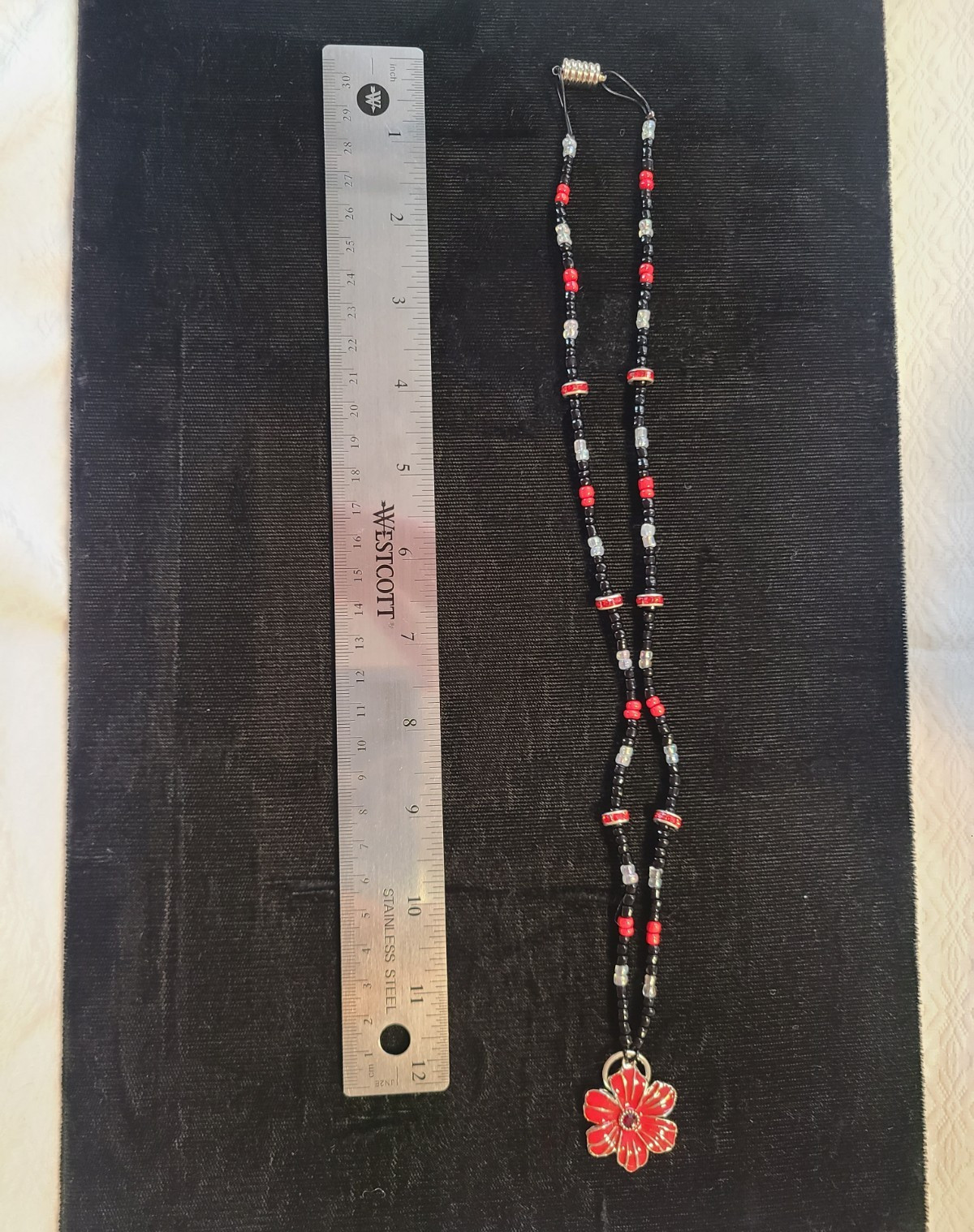 Black & Red Glass Beaded Ball Chain Necklace Silver Flower Charm 30in