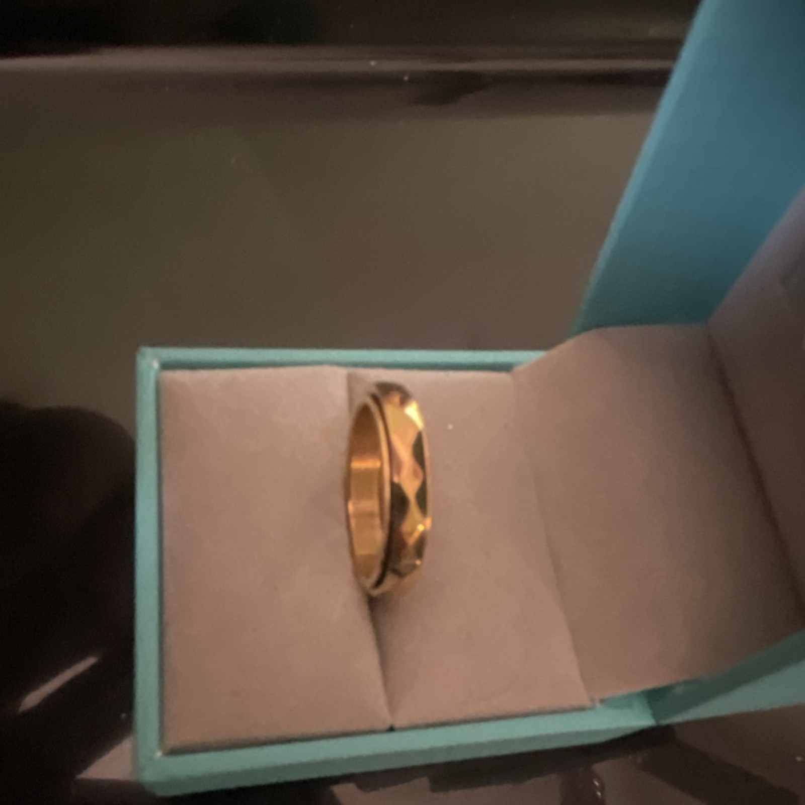 HAINBAG Men’s Gold Band Ring Metal Round No Stone Type Ring