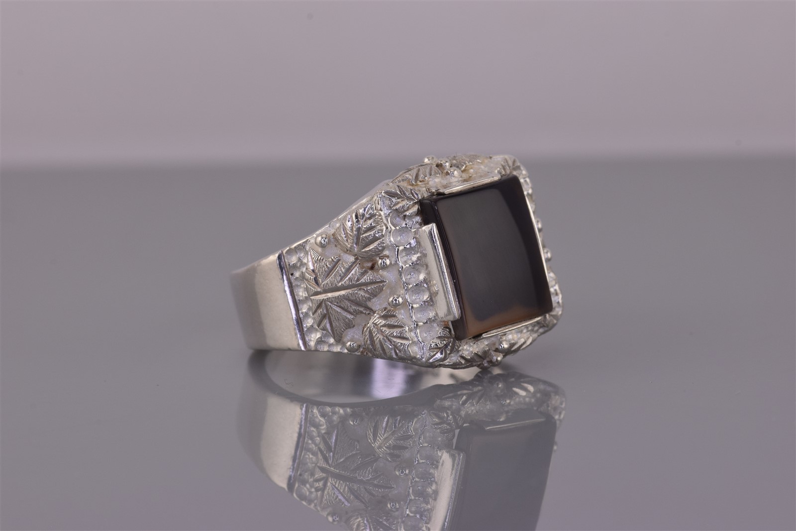 Sterling Silver Black Onyx Carved Grape Leaf Band Ring 12g 925 Sz: 11