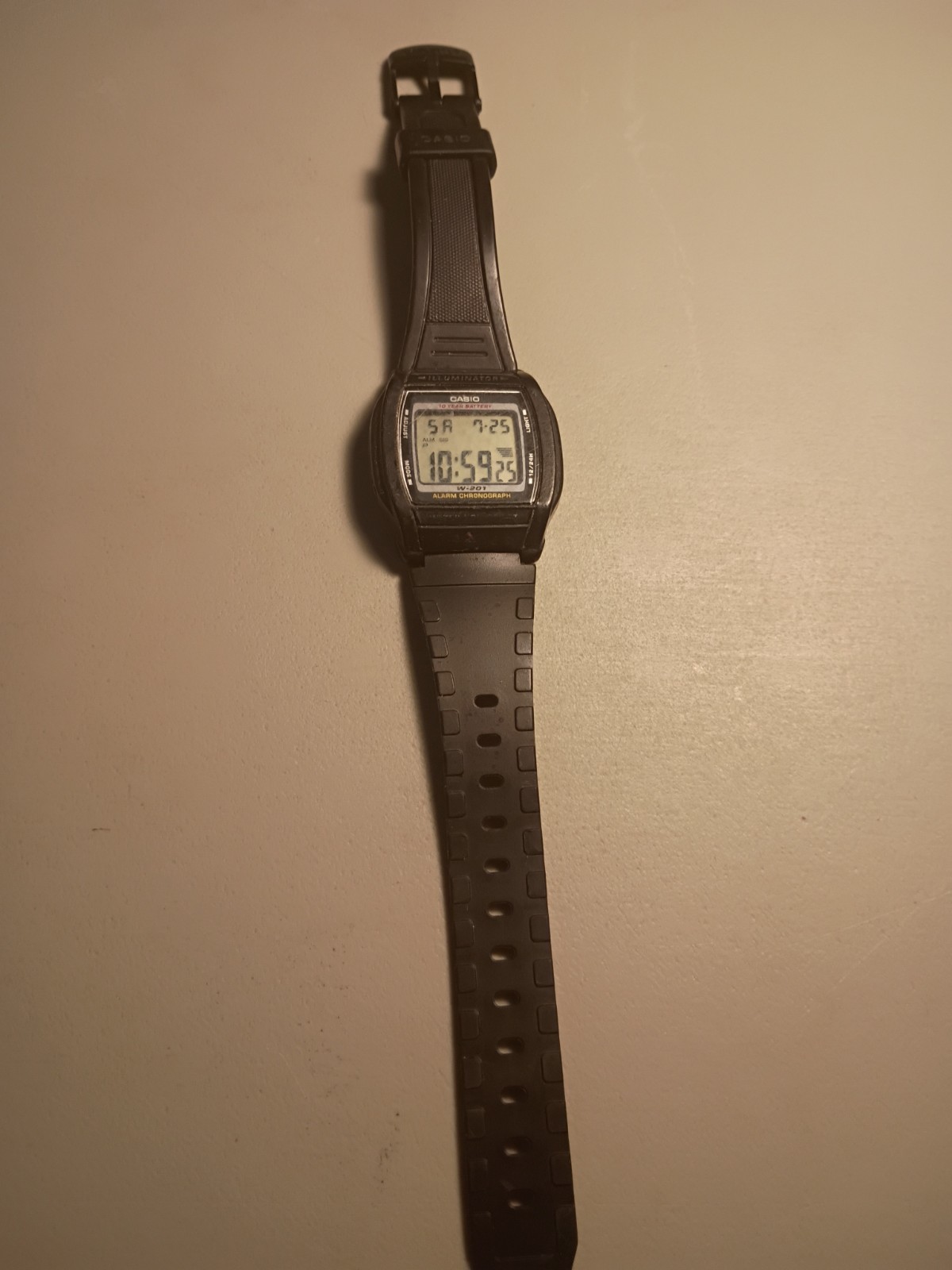 Casio Illuminator Digital Watch 2879 W-201 Black Band New Battery Working Great