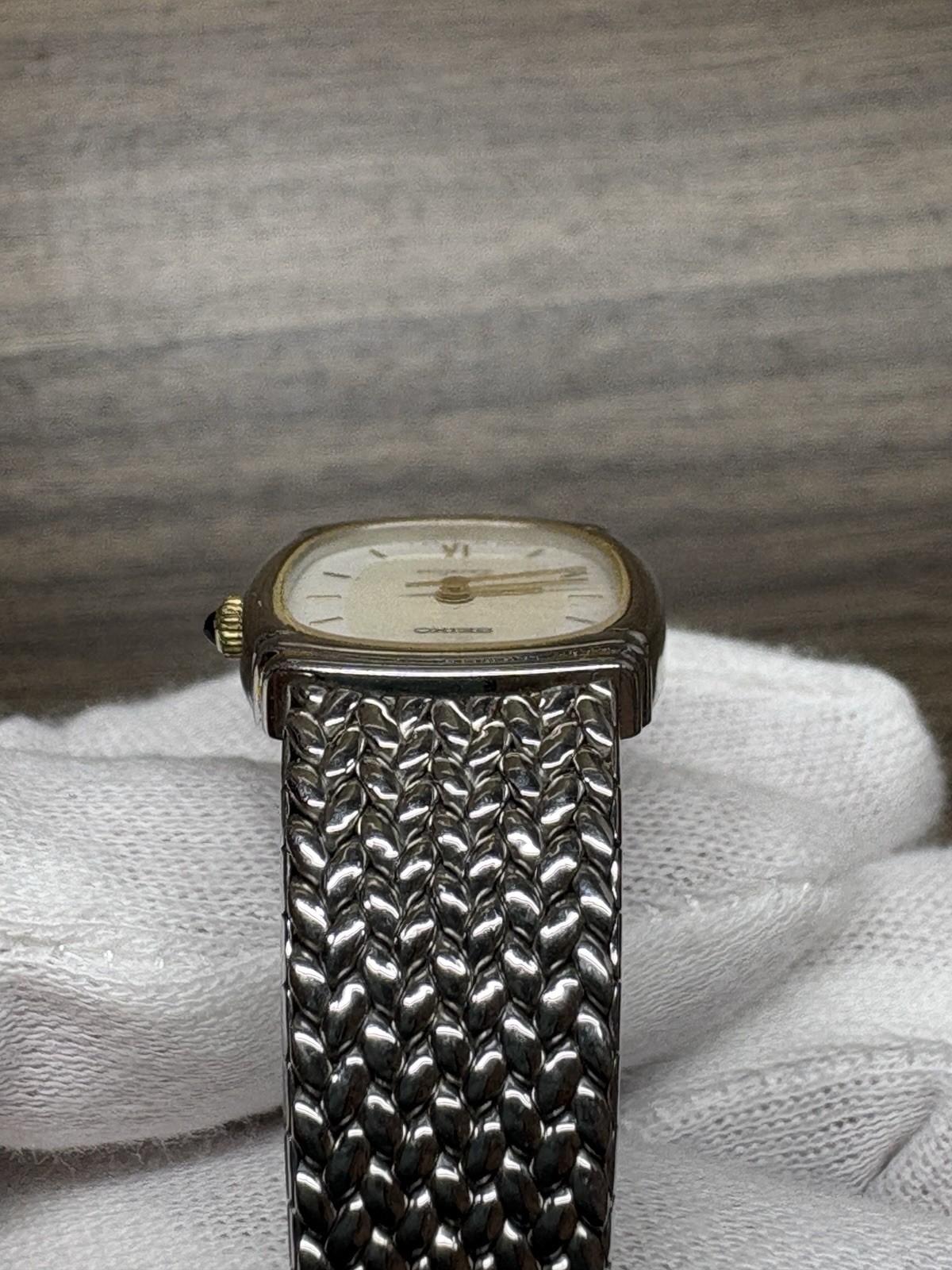 SEIKO Exceline 1221-5890 Vintage 1979 Quartz Ladies Watch New Battery Japan