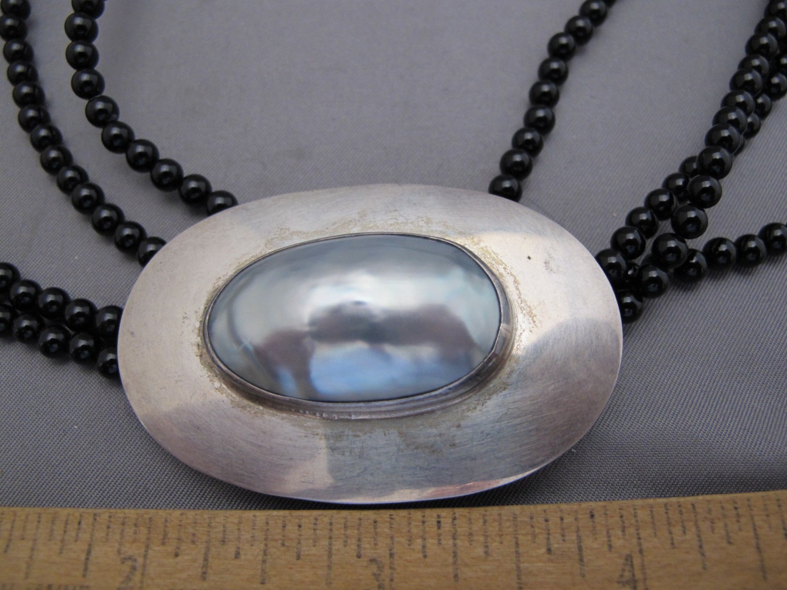 Vintage STUDIO MODERNIST Sterling PEARL & BLACK BEAD NECKLACE-16 In-Signed ELYSE
