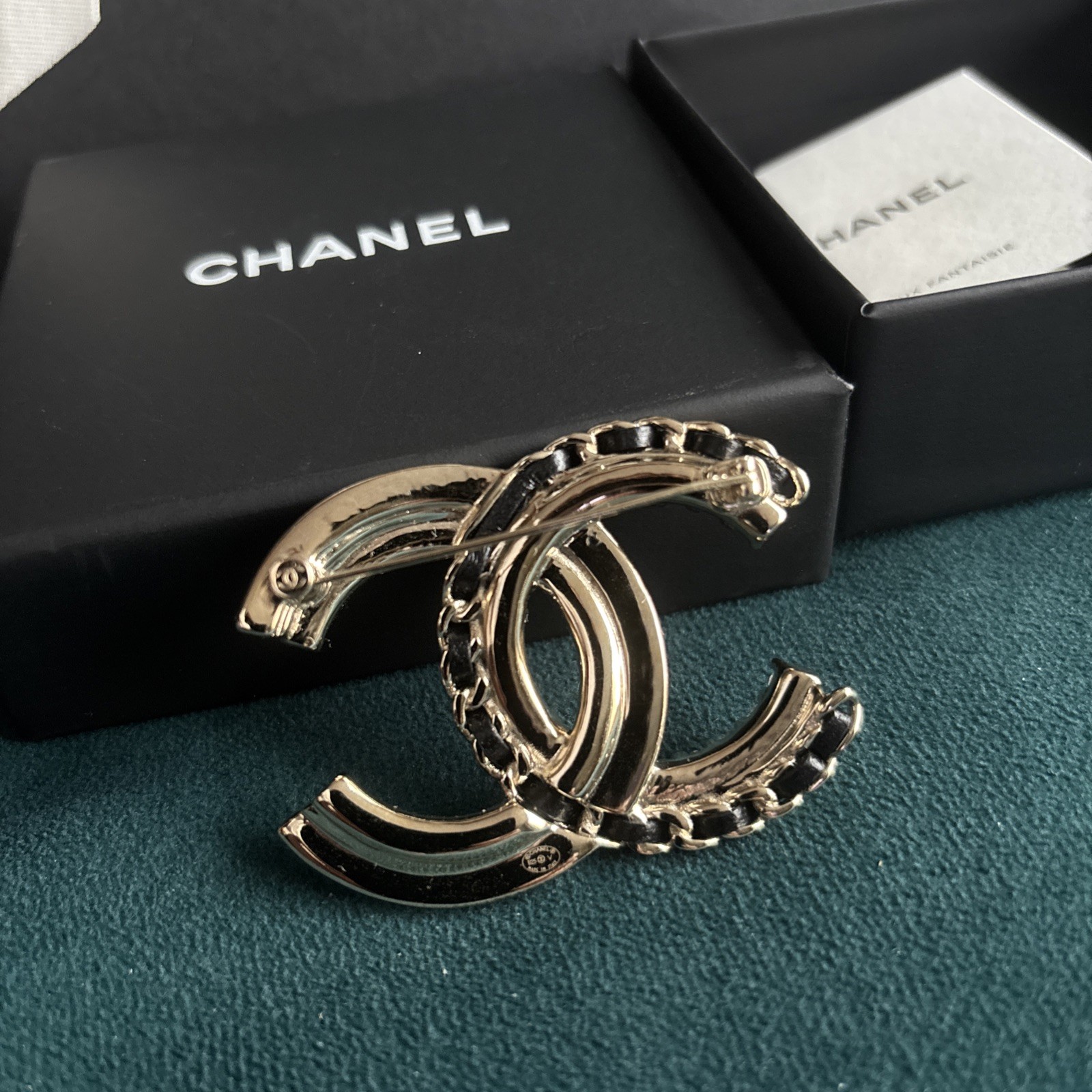 NEW in BOX Large REV Chanel Brooch Pin Gold Black Leather Chain Crystal Pearl CC