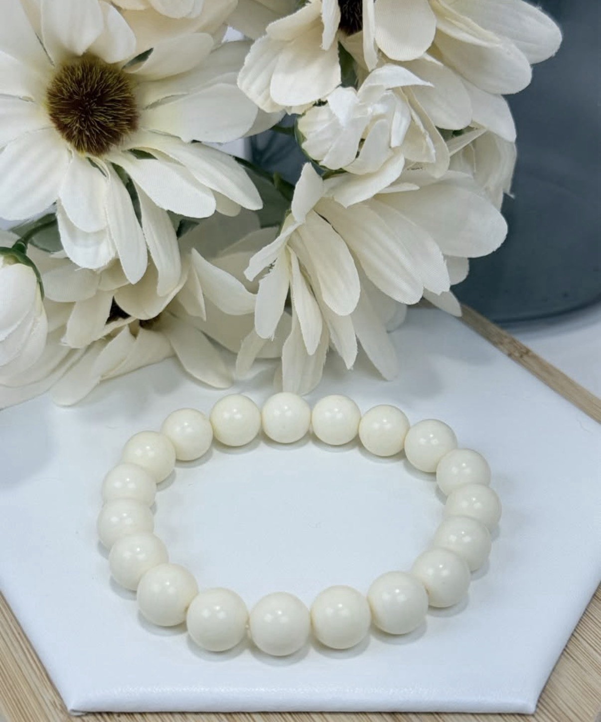 Shell Bead Bracelet 10.2MM