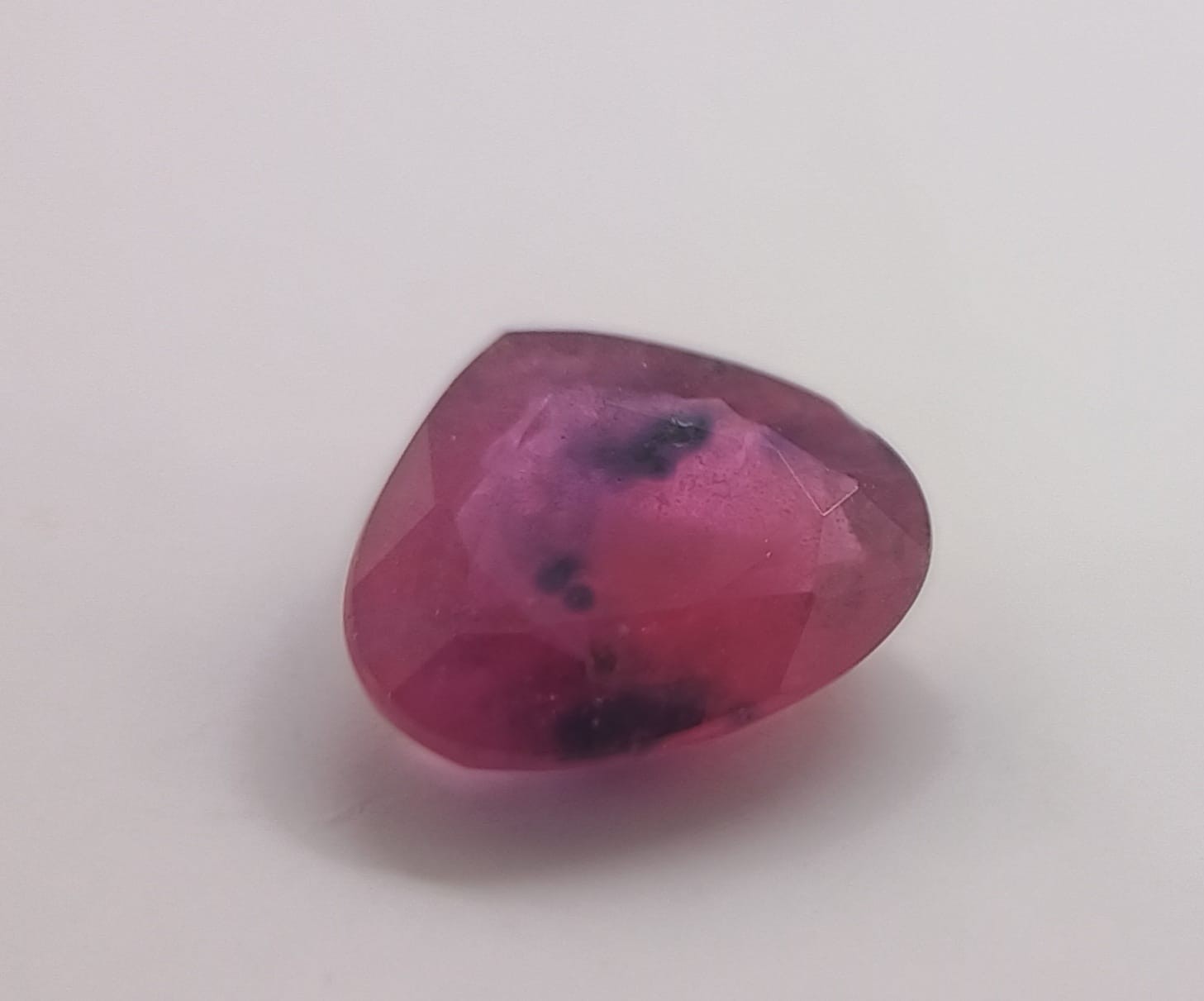 NATURAL AUSTRALIAN Pinkish Red Blue Spots Sapphire 1.49ct Tasmania Heart Ruby