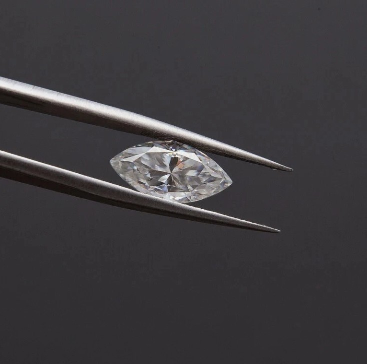 Lab-Grown 0.12 Ct CVD Diamond 1 Pc Marquise 2.5 x 4.5 mm IF Clarity Certified