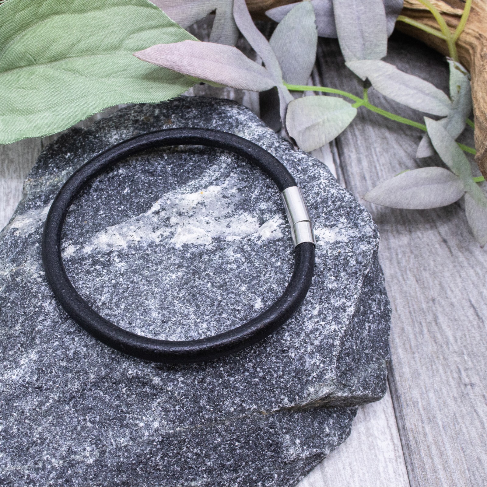 Fablinks Leather Bracelet for Men, Bracelets for Teens, Mens Jewelry, Cool Men’s