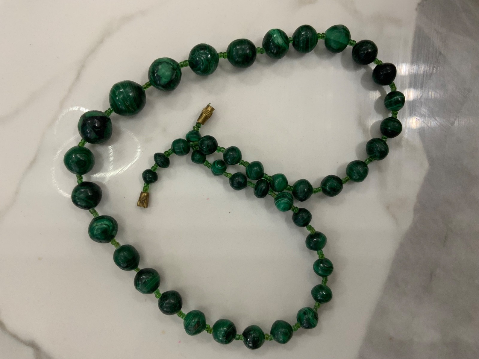 Malachite gradient bead necklace, rich green, 50 cm long, gold clasp
