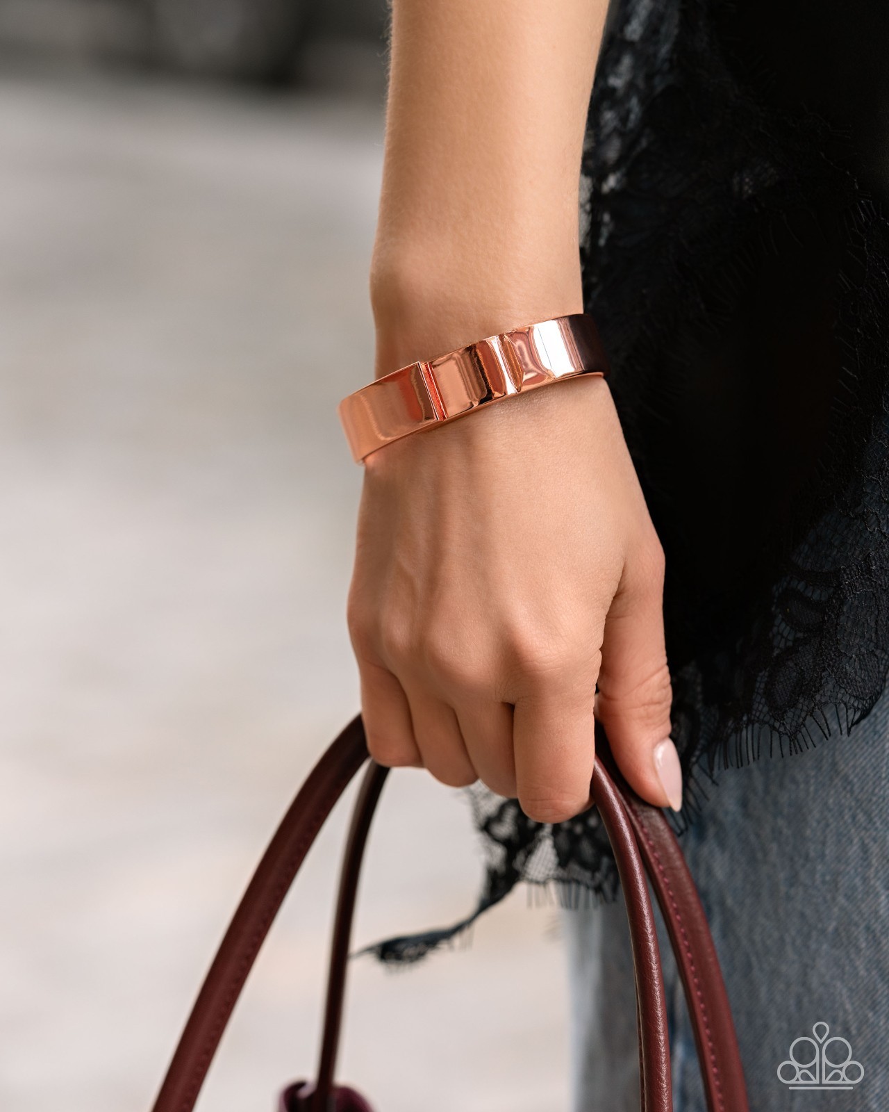 Paparazzi Industrial Ideal – Copper – High Sheen Copper Bars Overlap – Hinged Br