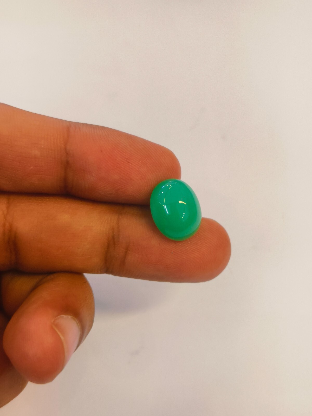 6.50 Cts A VERY GORGEOUS AND VERY BEAUTIFUL CHRYSOPRASE !