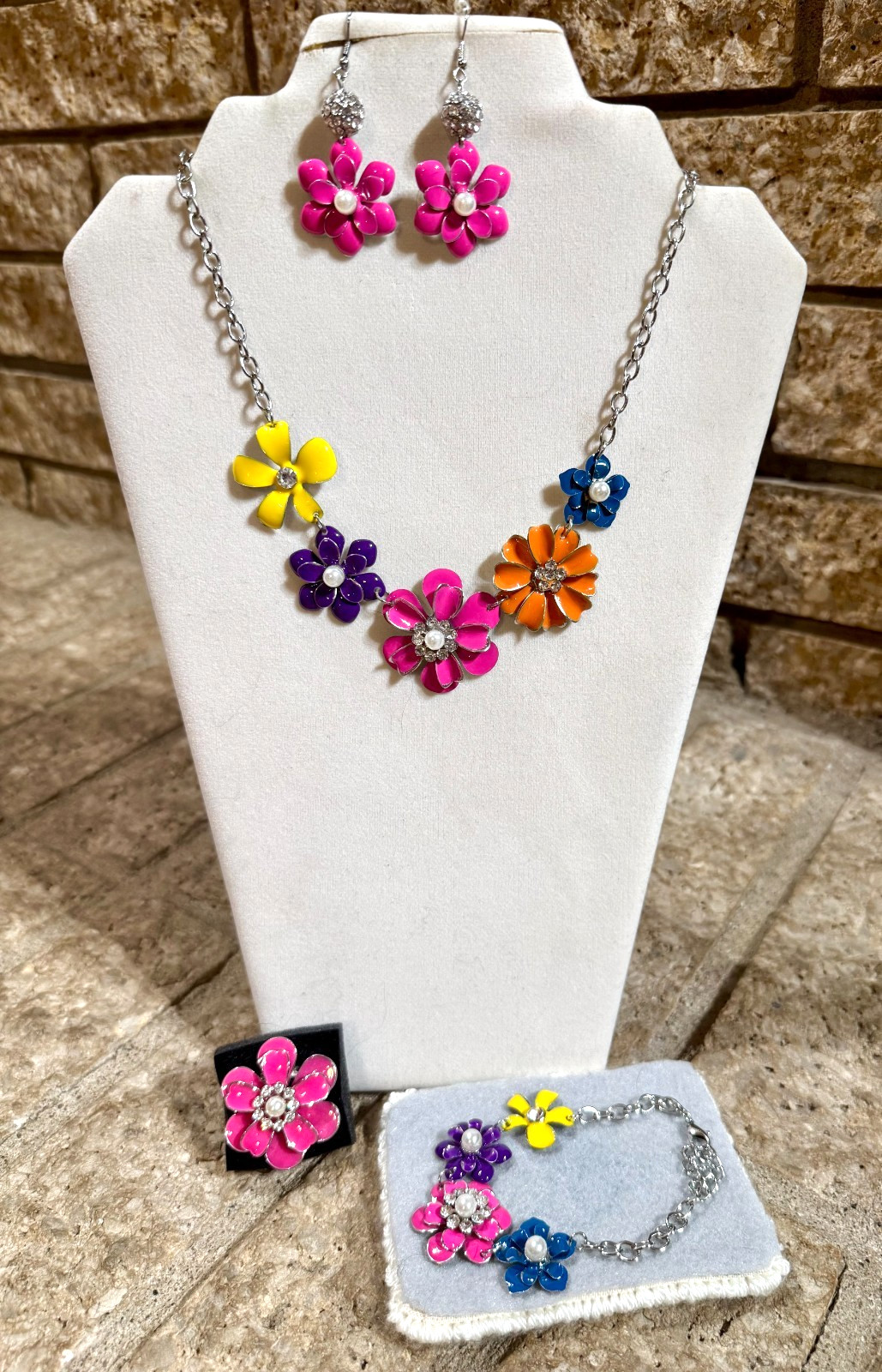 Paparazzi Jewelry -September 2022 Fashion Fix Glimpses of Malibu Set-