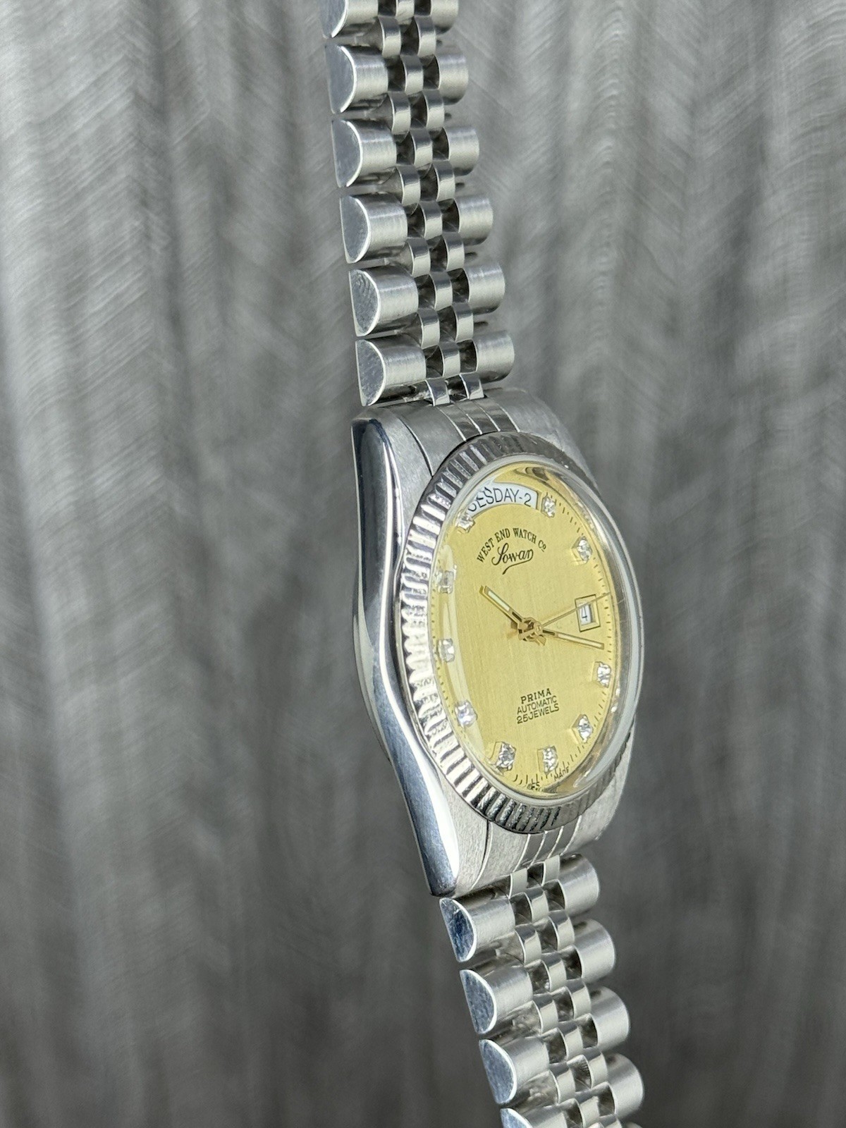 Vintage West End Sowar Prima Automatic 25 Jewels Champagne Dial Men’s Wristwatch
