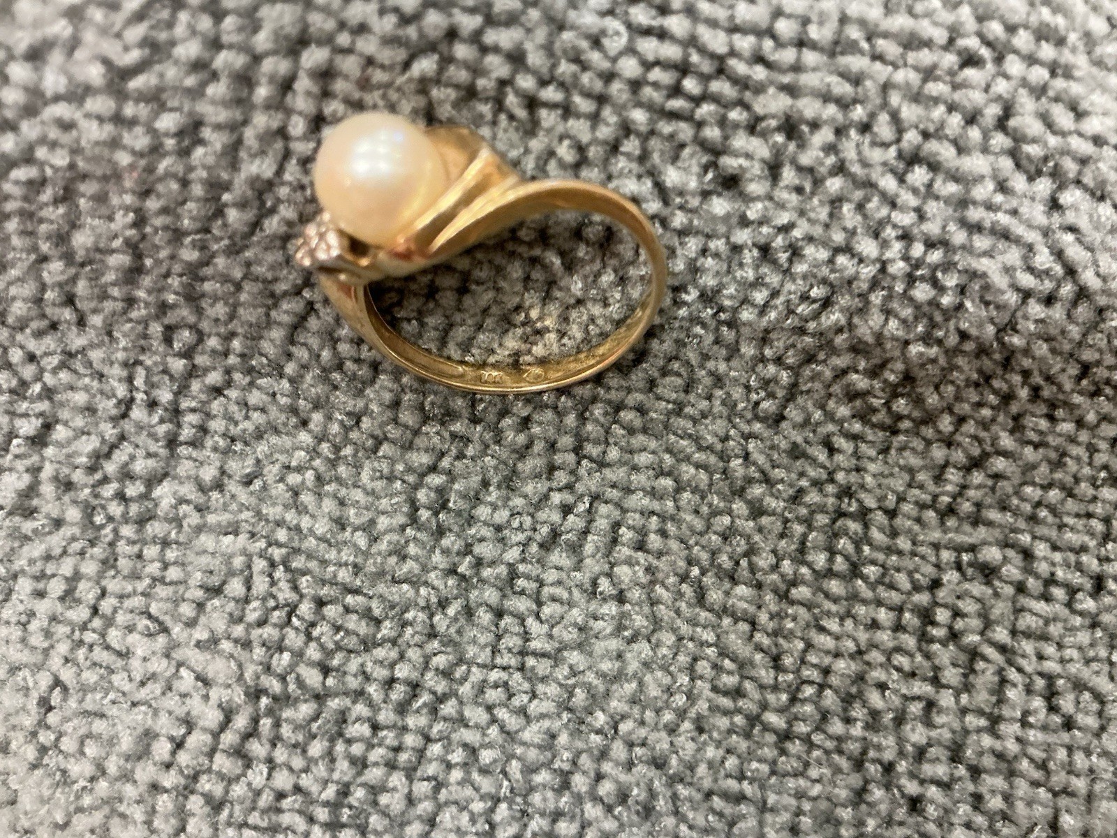 Vintage 14k Yellow Gold Cultured Pearl Diamond Bypass Cocktail Ring 1970’s- 80’s