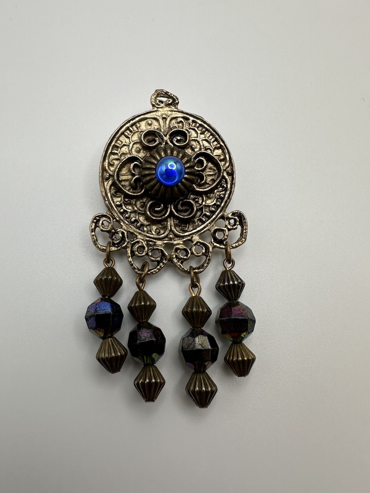 Vintage Gold Blue Accent Dangle Brooch 7 x 3.6 cm BB10