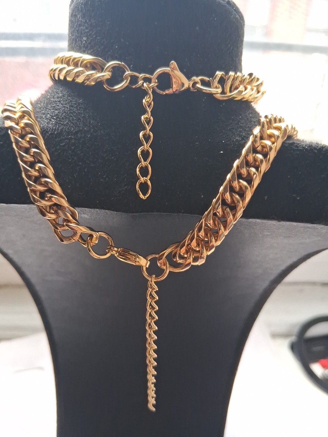 Curb Chain Choker Necklace 20-22 inches And Bracelet Set 7.50-9.0in) In lON