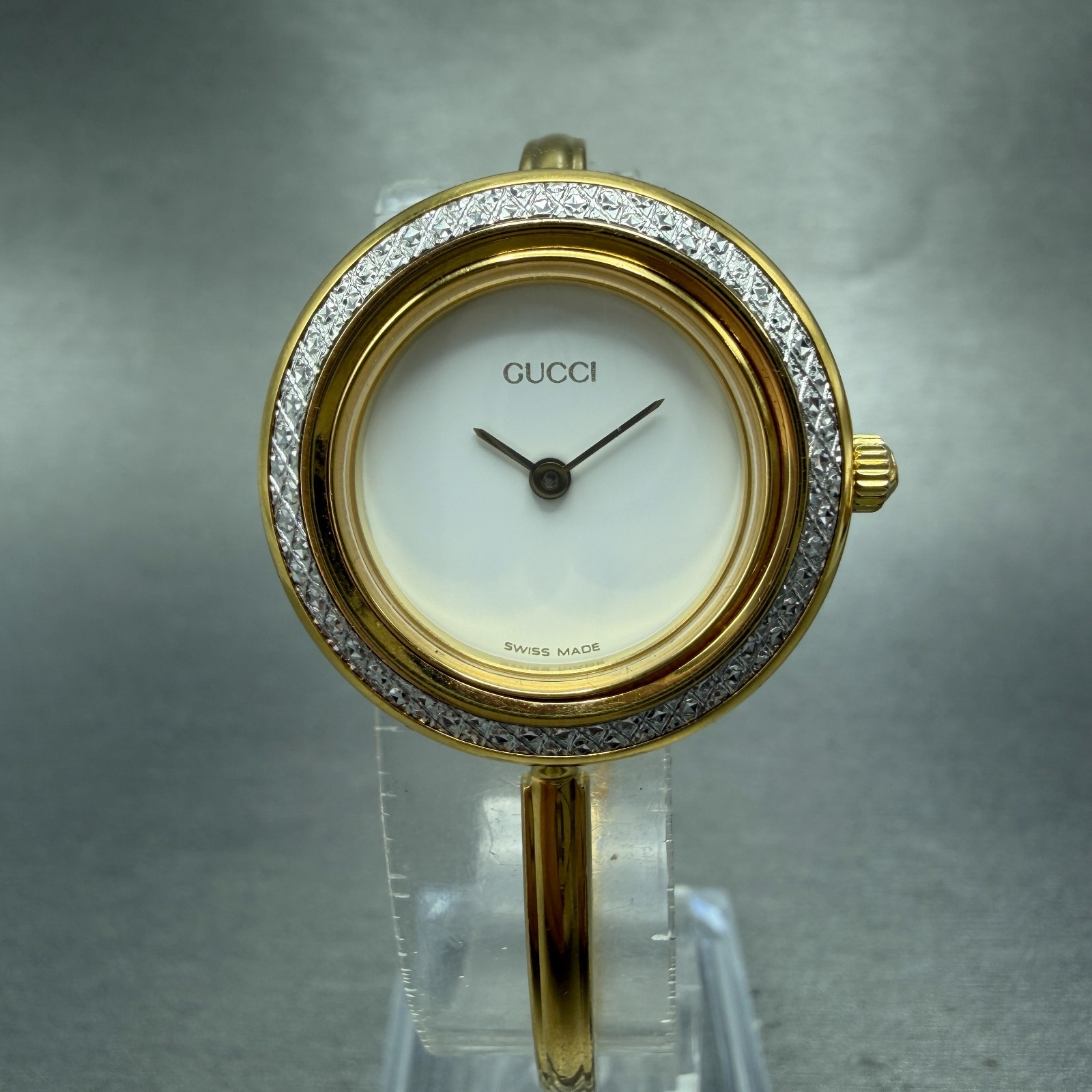 Gucci 11/12.2 Watch Women 26mm White Dial Gold bangle New Batt Diamond Bezel