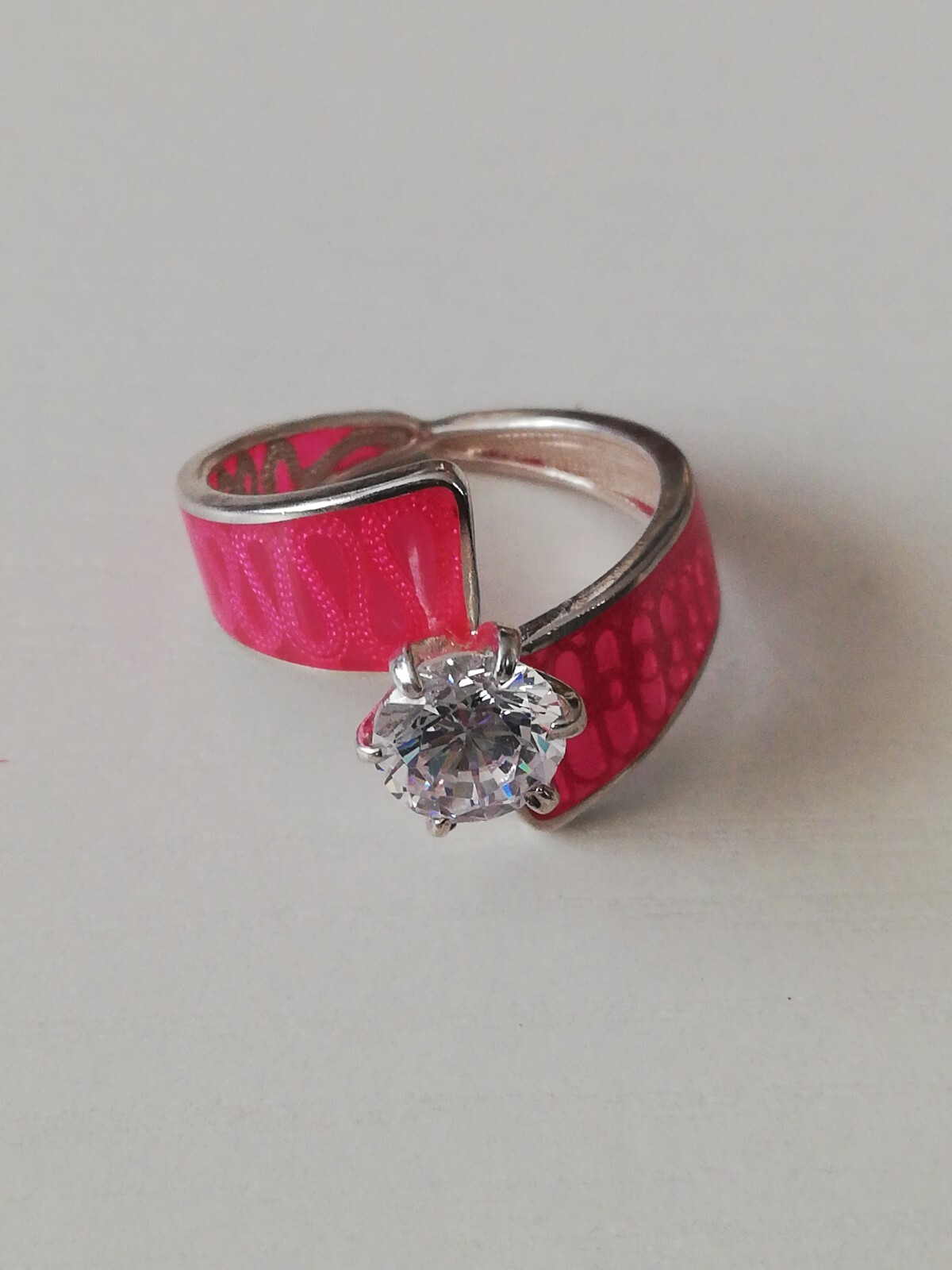 .925 Solid Silver Cubic Circonia Cocktail Ring New.