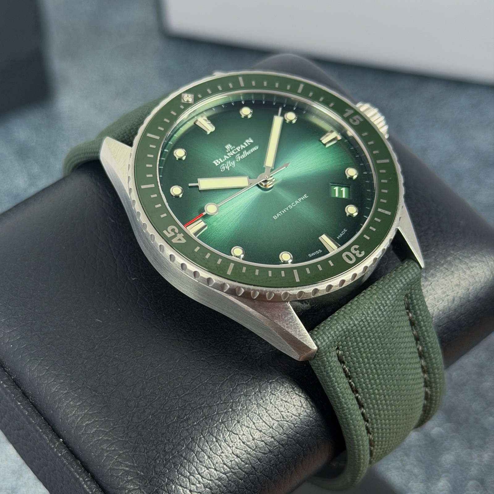 Blancpain Fifty Fathoms Bathyscaphe 5000 1153 H52A