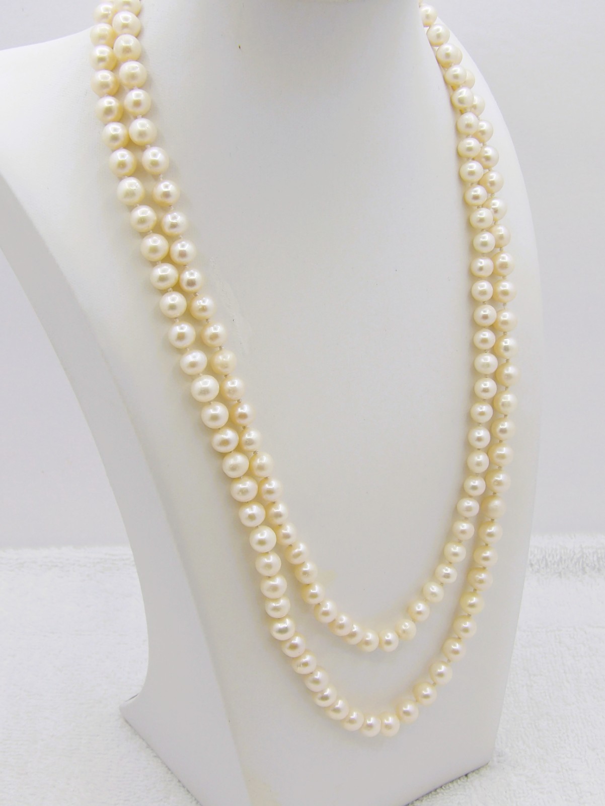 45 inches long white potato Cultured Freshwater Pearl Necklace Knotted NK802B