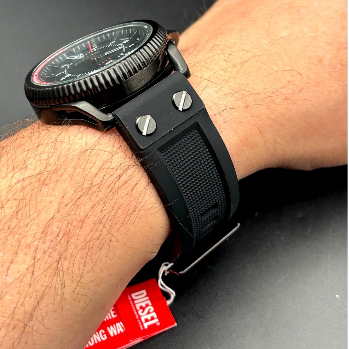 Diesel DZ1760 Rollcage Men’s Quartz Watch Black Dial Silicone Strap 46mm NIBWT