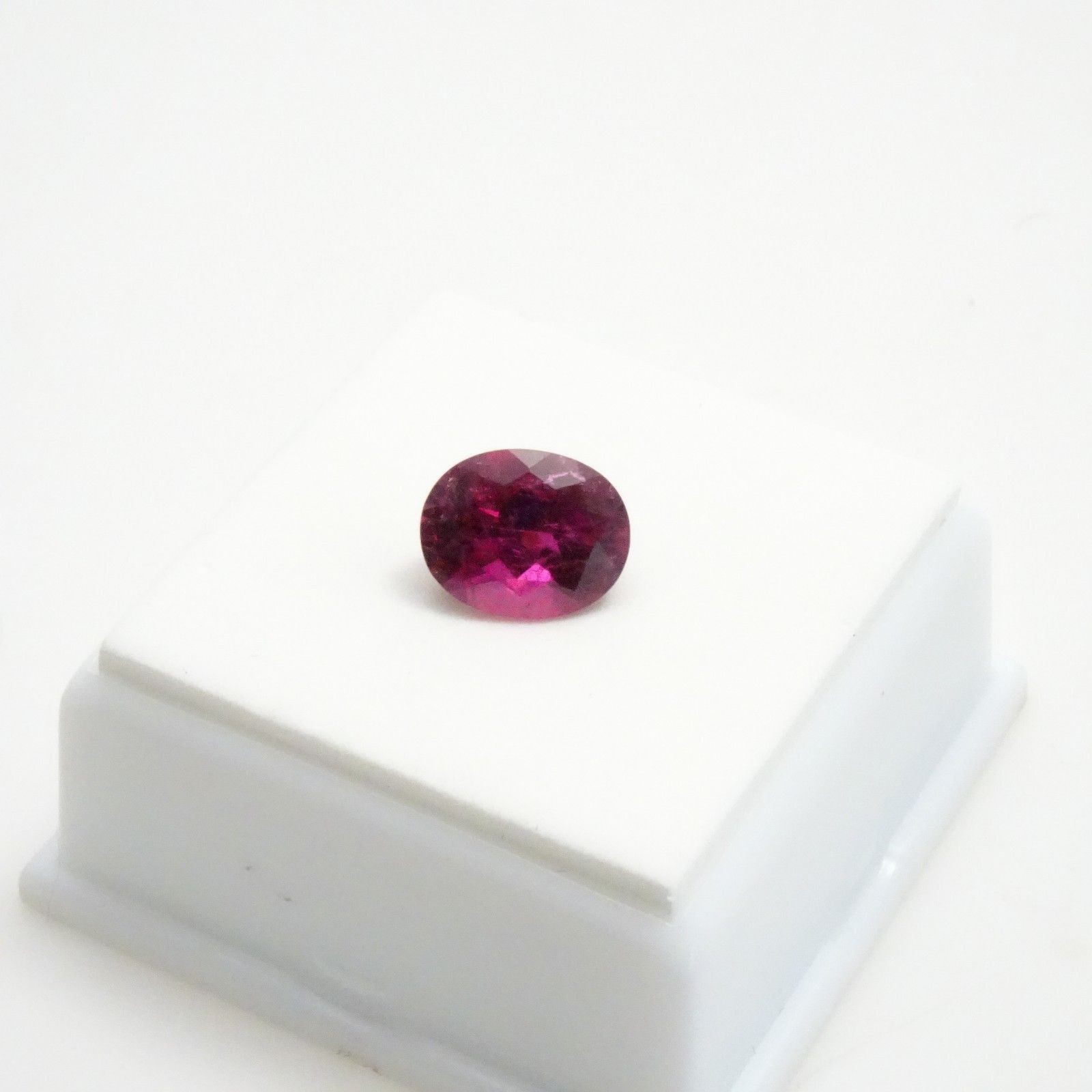 Rubellite Tourmaline Oval – 2.96ct – 10x8mm – Tourmaline Loose Gemstone