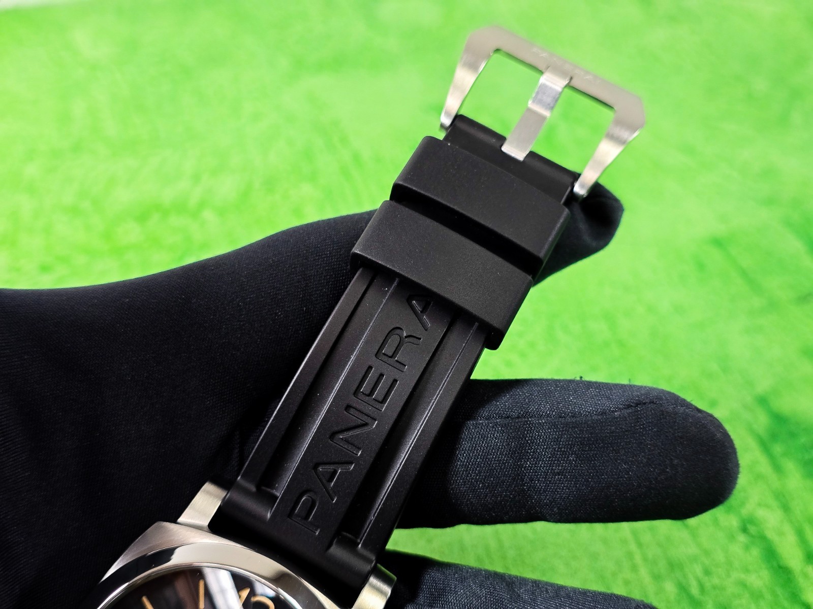 Panerai Luminor Marina 44 MM Black Dial on Black Rubber New Card 2020